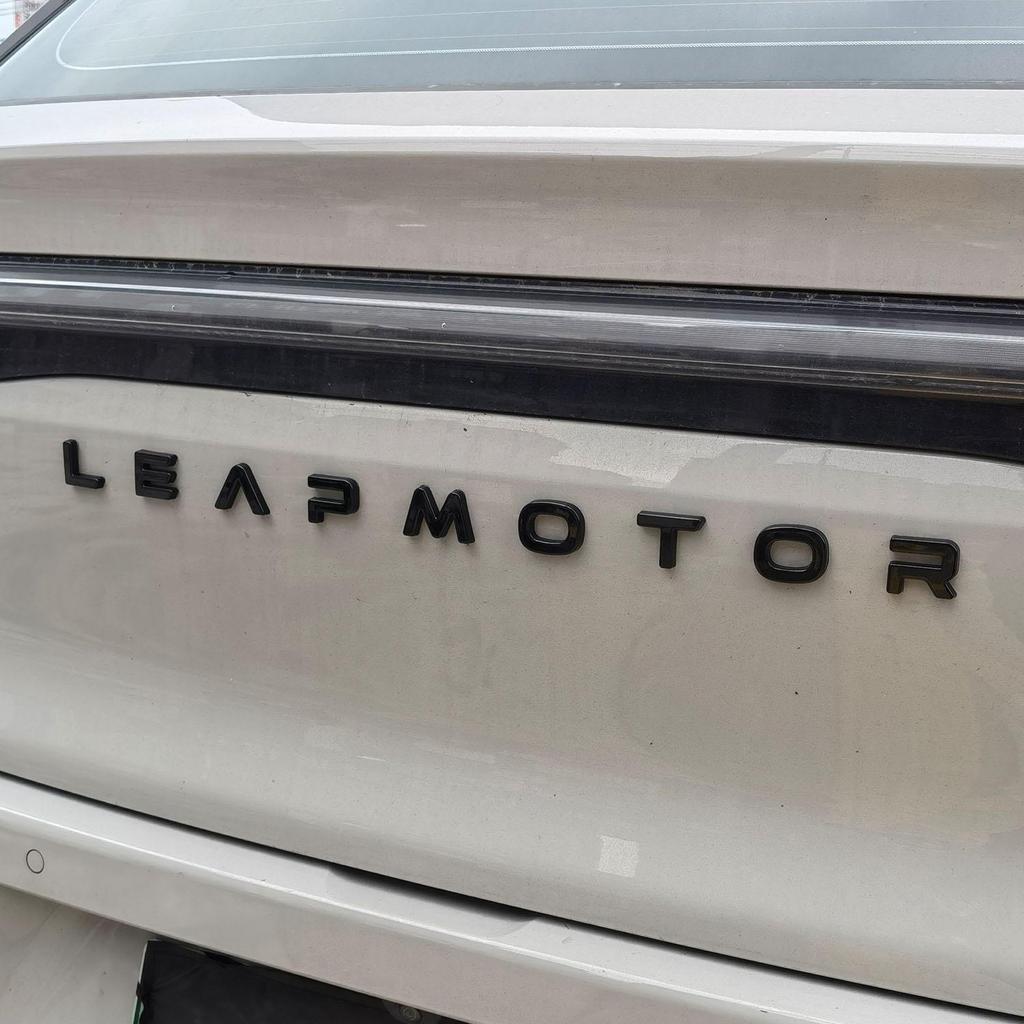 Leapmotor B10 Schwarzes Logo Hauben- & Heckemblem Aufkleber für C10/C16 Modifikationen