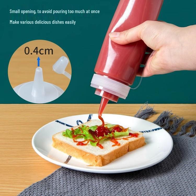 Transparenta Plastflaskor med Spetsig Topp för Tomatsalladsdressing - Set för Kommersiellt Bruk