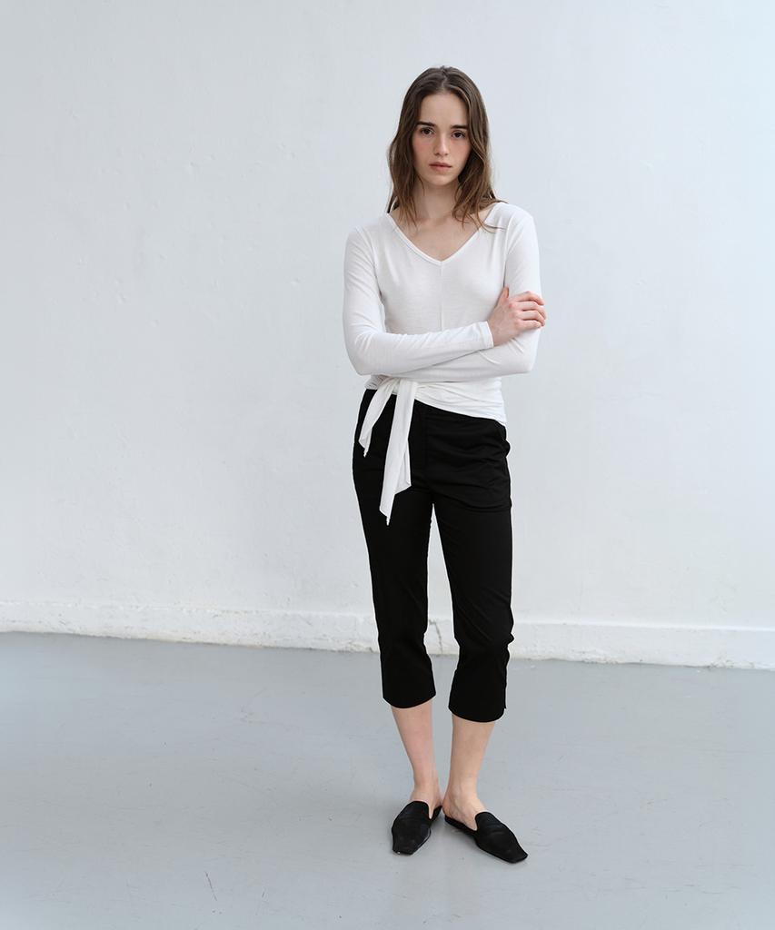 Loutaideu Classic Capri Pants [Black]