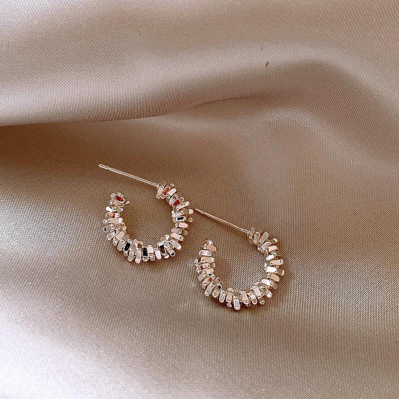 

Серьги Серебряный Темперамент - 2025 Новый Нишевый Дизайн Сплавные Серьги для Женщин