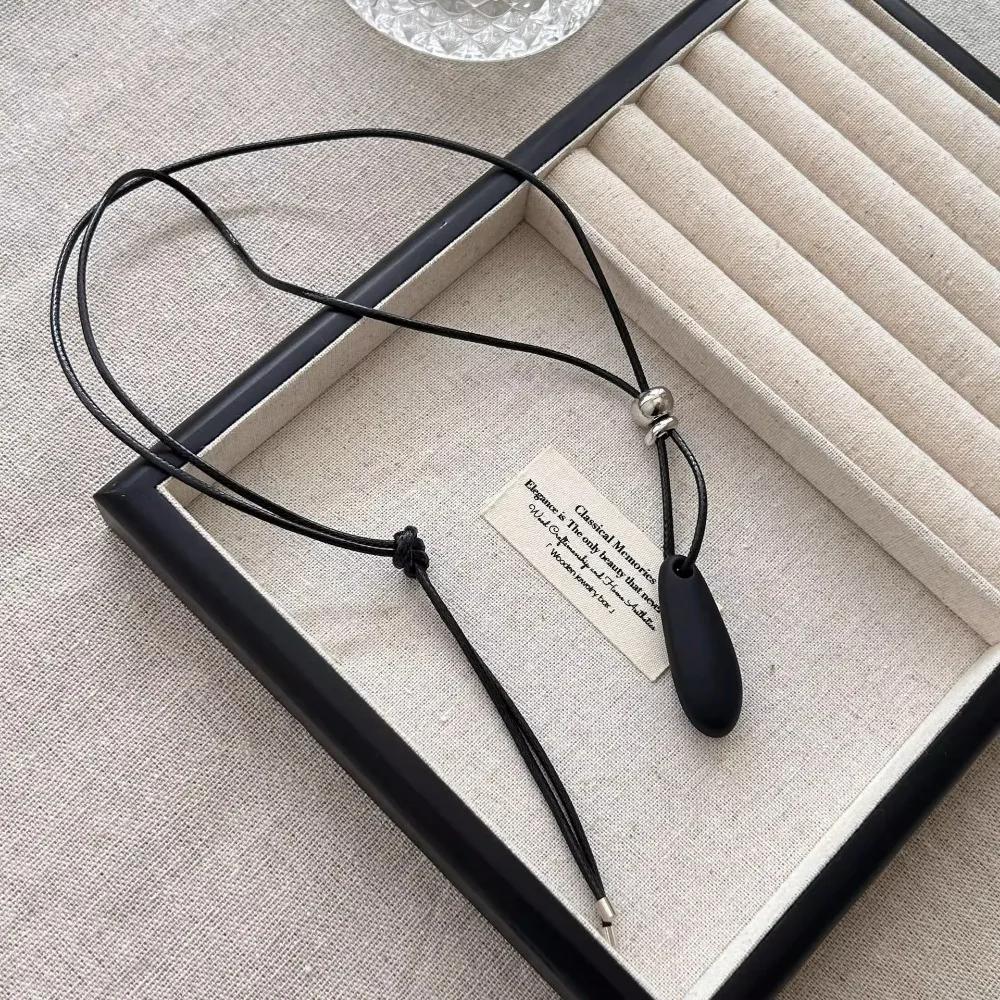 Simple Metal Pendant Geometric Adjustable Sweater Chain Water Drop Shaped Black Rope Long Rope Chain Clothing Accessory