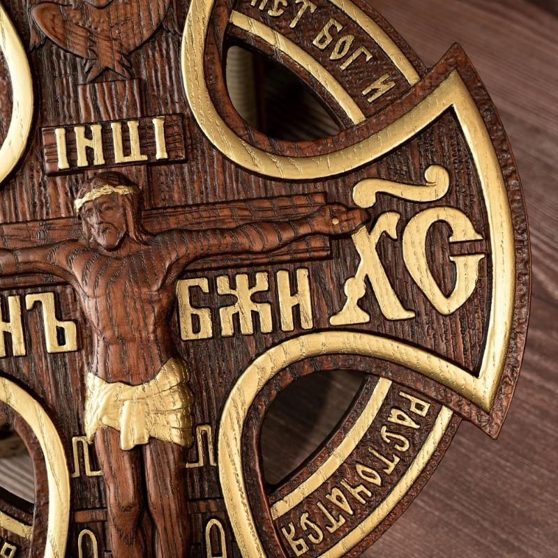 Ježíš Kristus ukřižovaný kříž, ikona kostela, náboženská socha, dřevěné řezbářské ozdoby, vánoční dárky