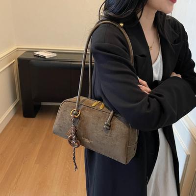 Large-capacity Bag Women's Autumn and Winter Retro New Versatile Shoulder Underarm Bag Casual Commuter Pillow Bag