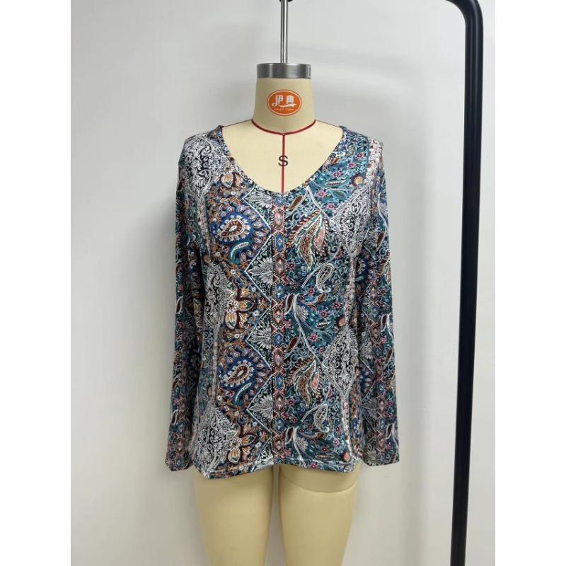 Plus Size Women's New Autumn Printed V Neck Long Sleeved Top