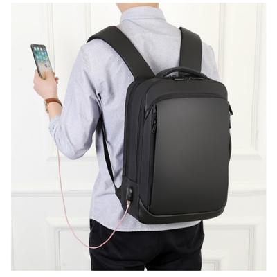 Zaino Scolastico con Ricarica USB Impermeabile Oxford Zaini per Laptop da 15,6 pollici per Viaggio Lavoro Ufficio Computer Uomo Zaino Nero