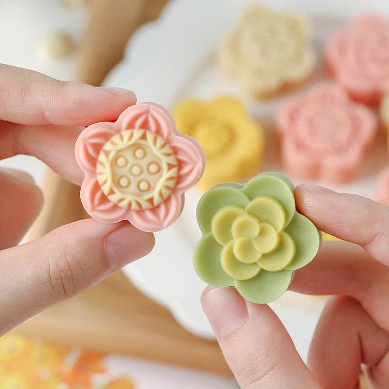 20g Flower Mini Moon Cake Mold Hand-pressed Household 30g Moon Cake Fondant Mold Pastry Baking Accessories 1 Barrel 6 Stamps