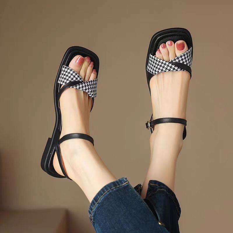 French Vintage Low Heel One Strap Open Toe Sandals Block Heel Foreign Style Versatile Plus Size Women's Shoes