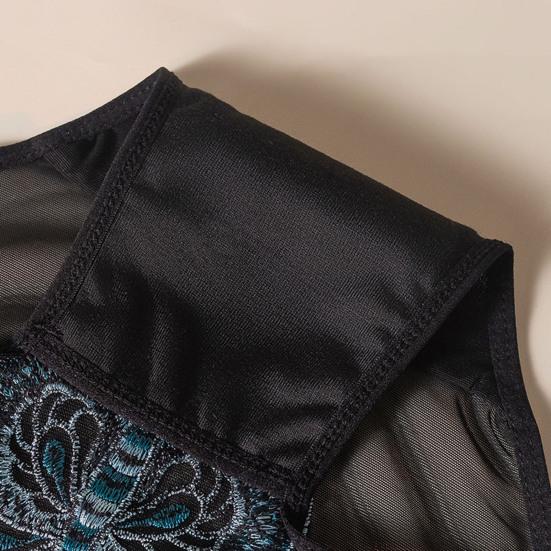 Women Underpants Butterfly Embroidery See-through Mesh Briefs Mid Waist Hollow Out Elastic
