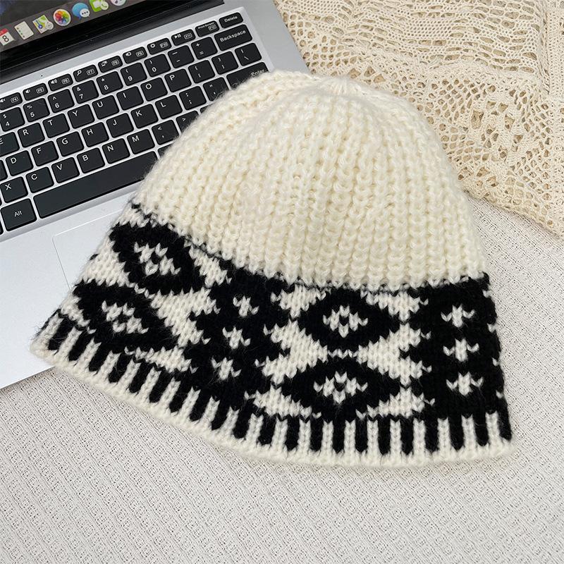 Strickmütze mit großem Kopfumfang für Damen, kleines Gesicht im Herbst und Winter, warme Bucket Hat, vergrößerte und vertiefte Ohrenschützer-Beckenmütze