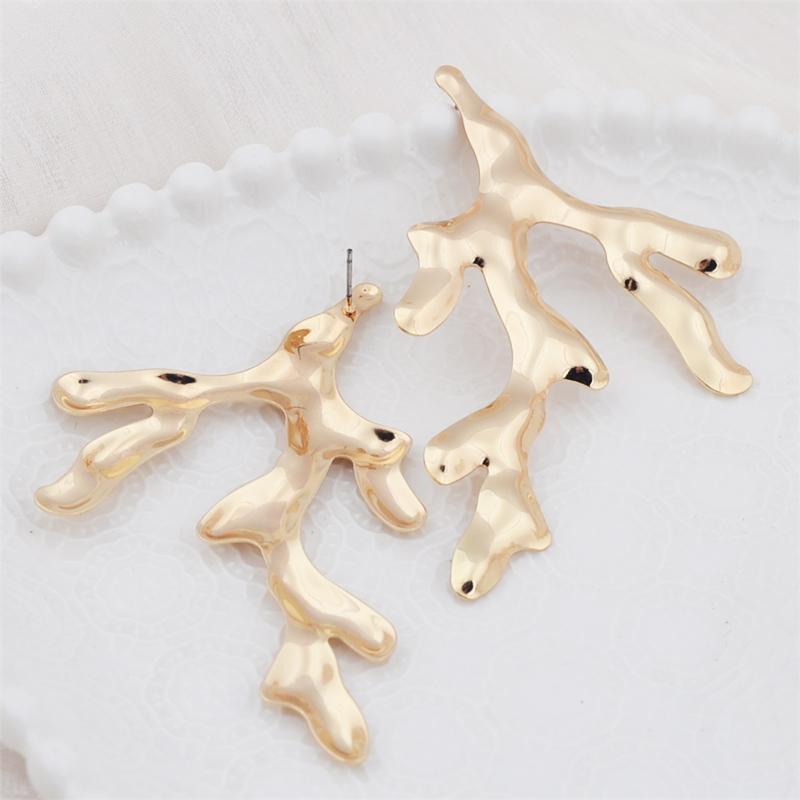 Sweet Big Branch Pendant Golden Smooth Earrings for Women Temperament Sweet Korean Design Jewelry