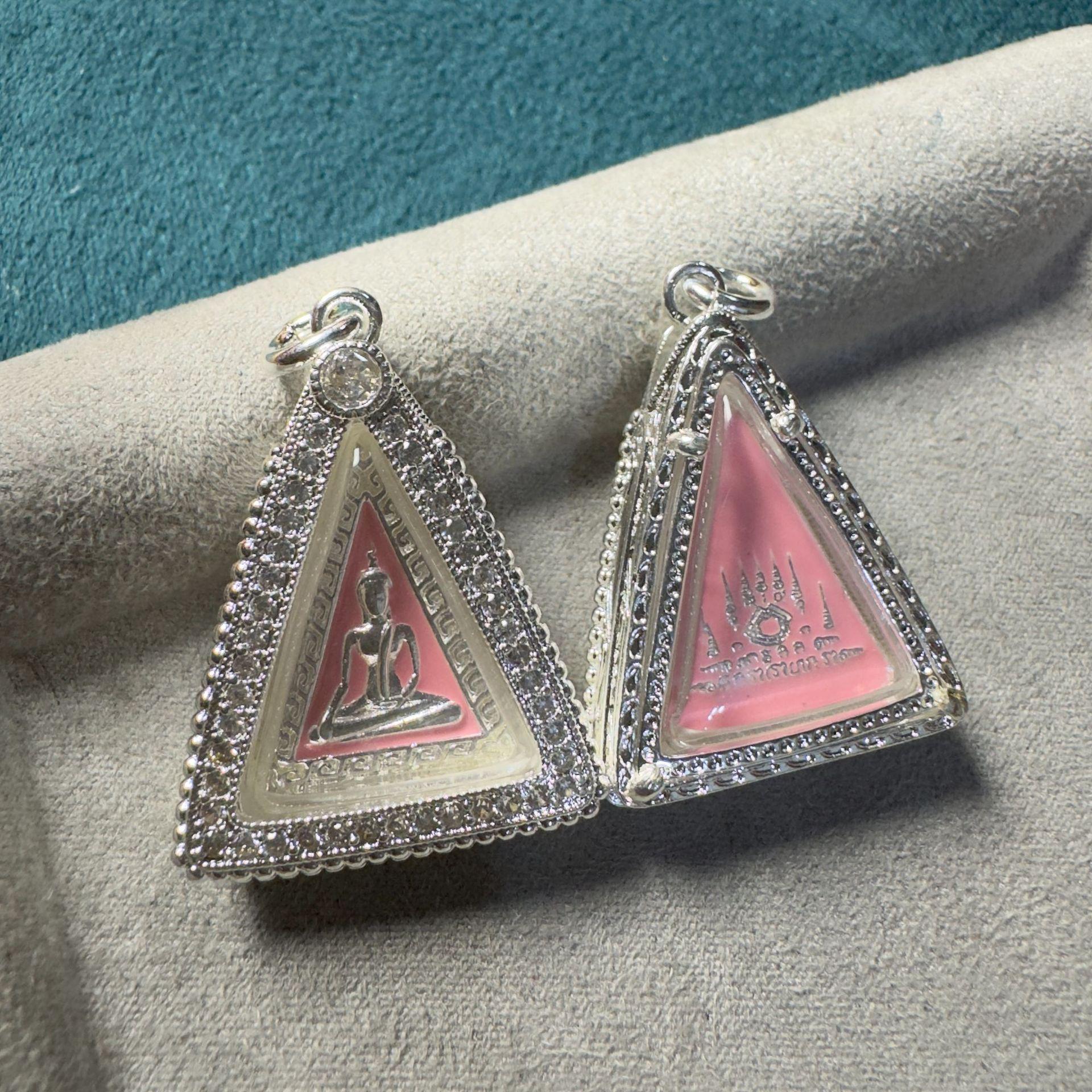 Thai Brand Mini Nang Phaya Queen Buddha Statue - Authentic Temple Style светло-розовый