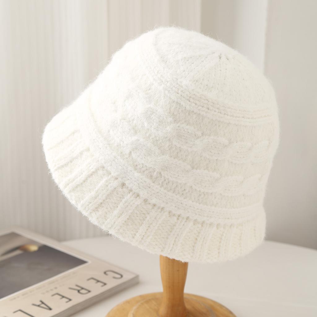 Autumn and winter warm new knitted wool twist bucket hat women's solid color ear protection face small fisherman hat dome