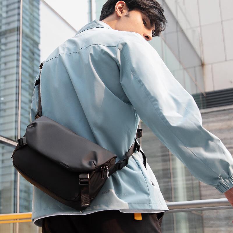 Mark Ryden MR8109 Men's Crossbody Messenger Bag