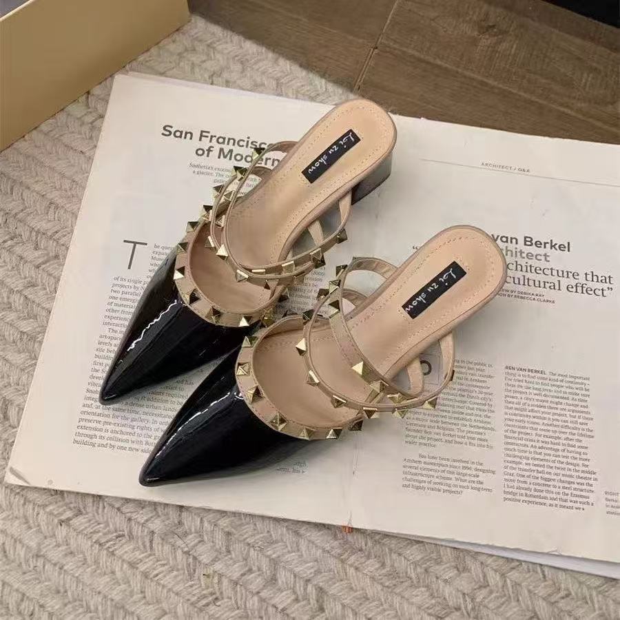 Korean version of heightening wind and summer, rivets, pointed heads show legs, long cool slippers, thick heels, baotou, half slippers, sexy
