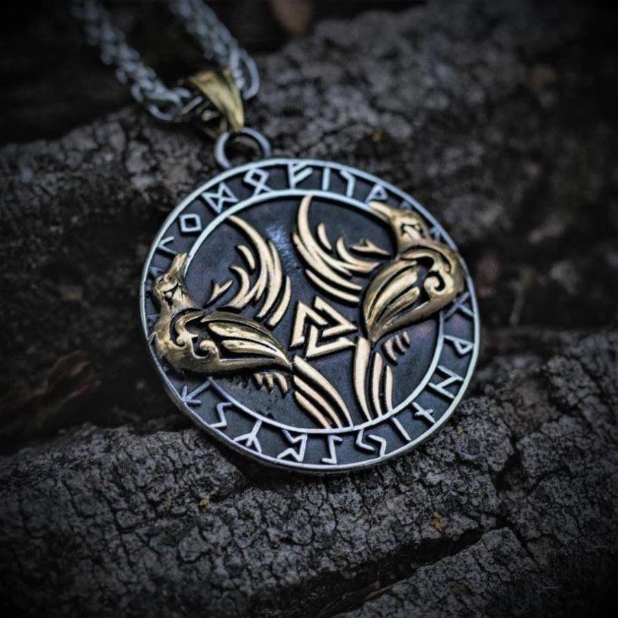 

Геометричне намисто-підвіска з великими та малими квадратами