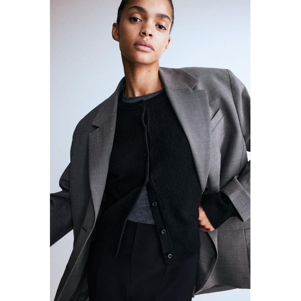 

Кардиган HM трикотажный черный