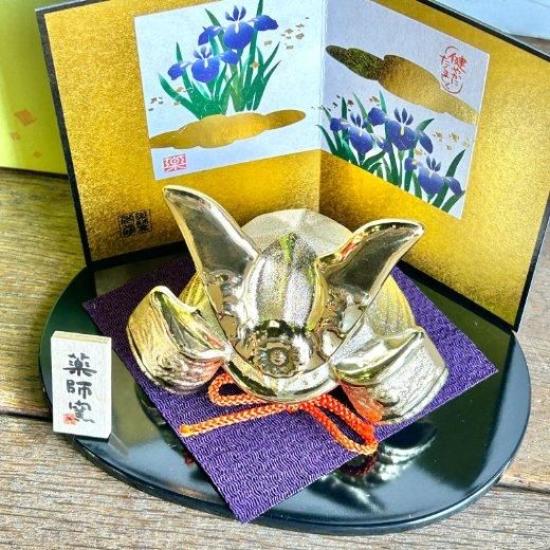 Yakushigama May Festival Tango no Sekku Success Samurai Helmet Doll, Gold-Decorated (Small), Boys' Day Traditional Ornament, Made in Japan, New