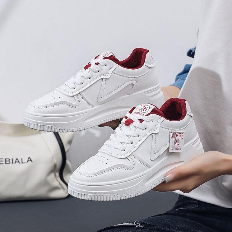 Korean Women Small White Shoes Student Flats Skateboard Shoes Fashion Lace-up Leather Casual Sneakers Ladies Leisure Shoes Mujer