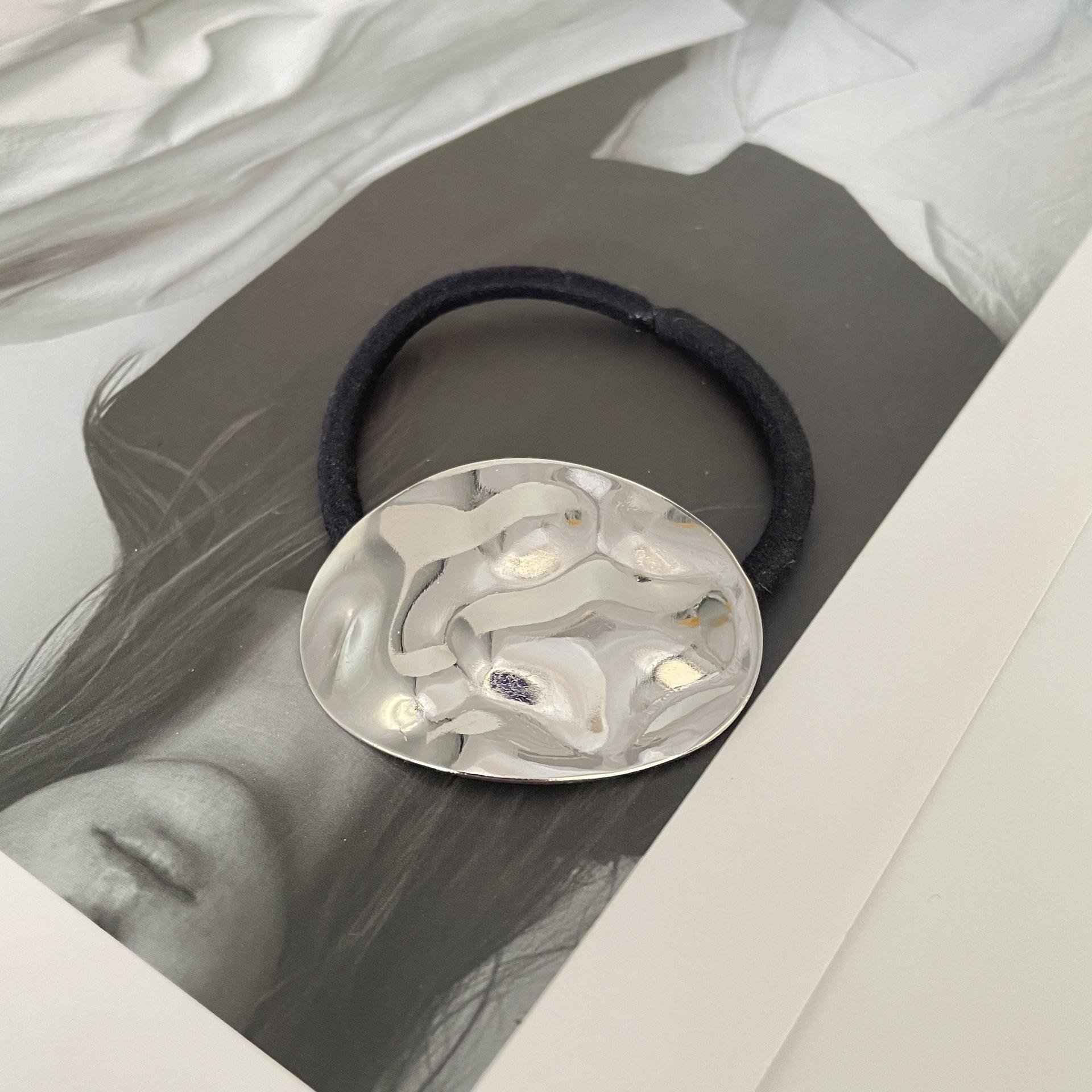 

Stylish Simple Geometric Oval Hair Rope Accessories High-End Hair Accessories Women серебряный