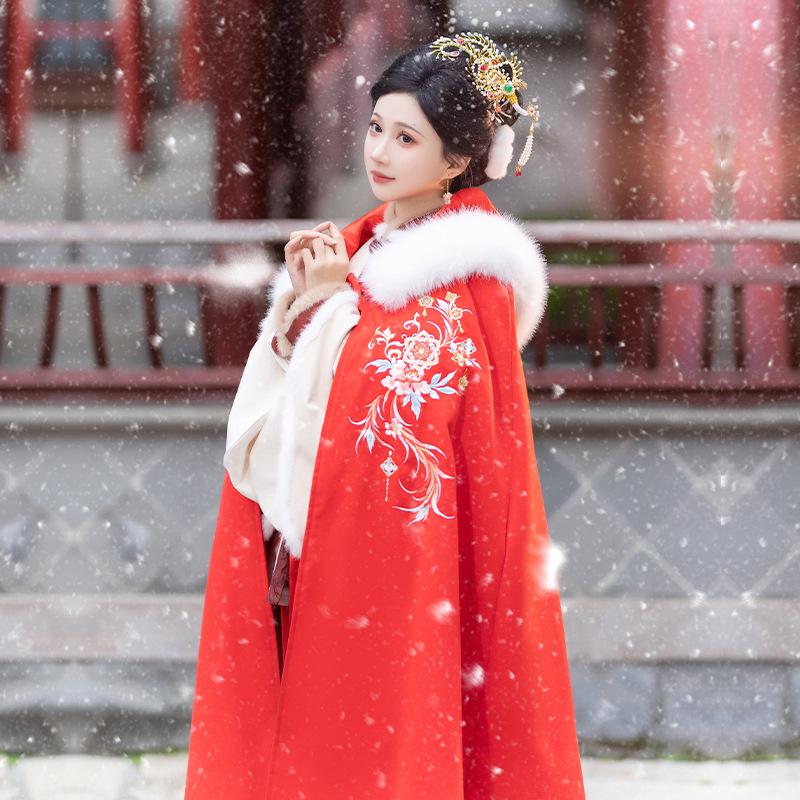 

Chinese Hanfu Women s Velvet Thickened Wedding Cape Cloak for Winter One Size