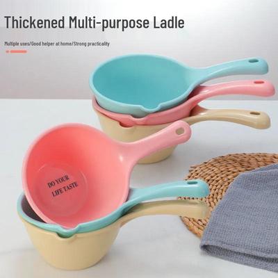 Nerozbitá kuchyňská naběračka na vodu - Silná plastová naběračka na koupání a mytí vlasů