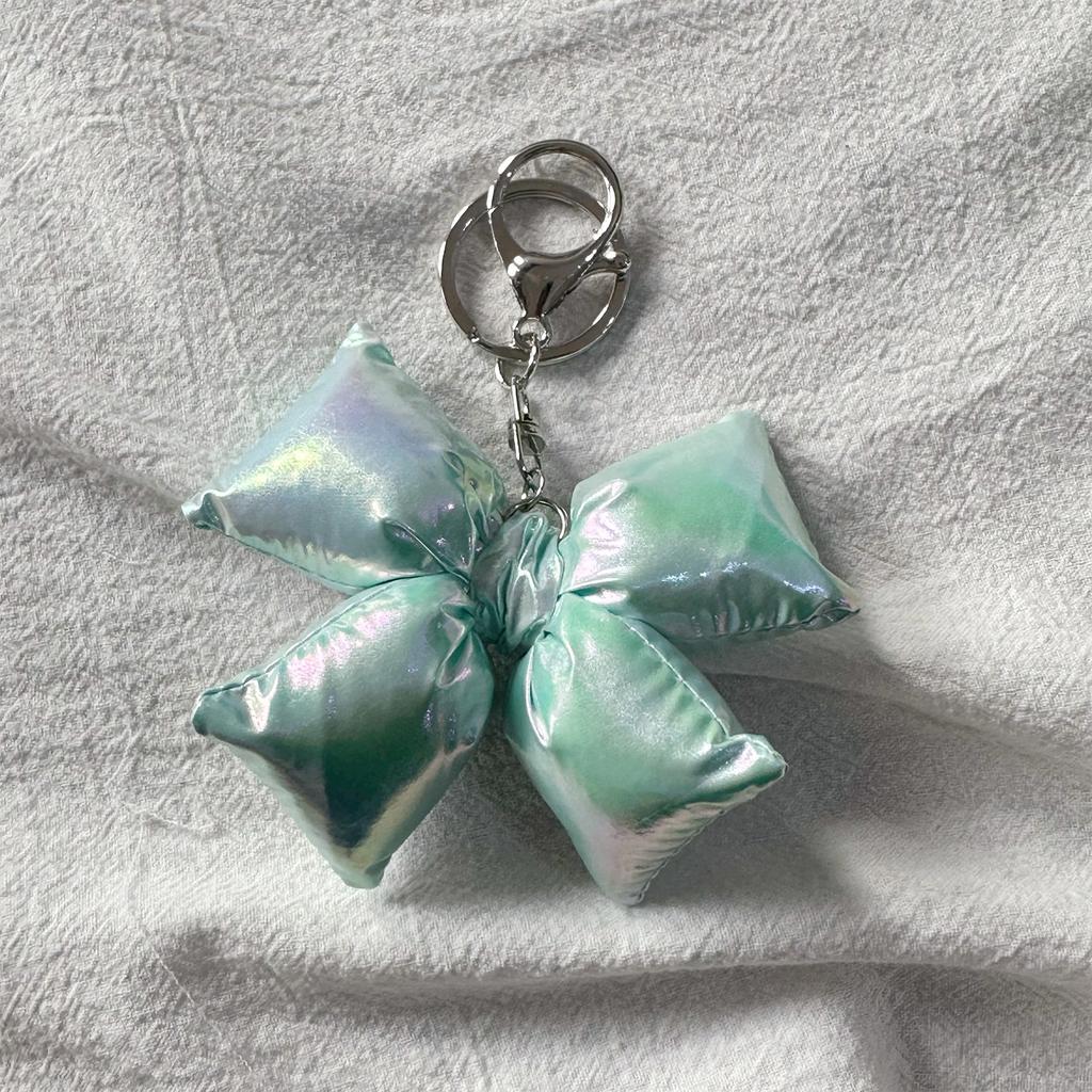 Unique Bowknot Keychain Mobile Phone Charm Chain Eye Catching Keyring Decoration Bag Pendant for Various Occasion