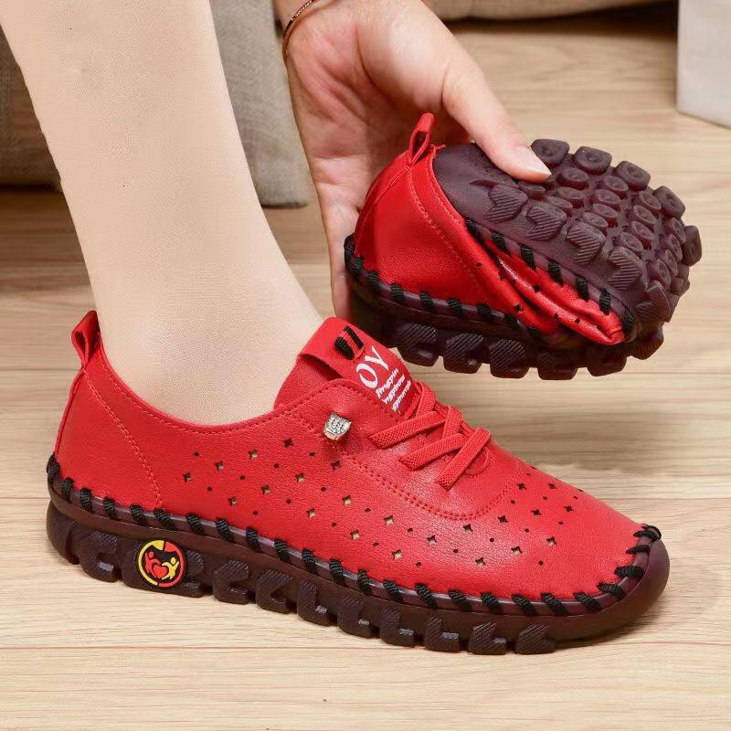 Flat-soled Single Shoes Large Size Hand-stitched Beef Tendon Soft-soled Mother Shoes Casual Breathable Hollow Hole Doudou Shoes
