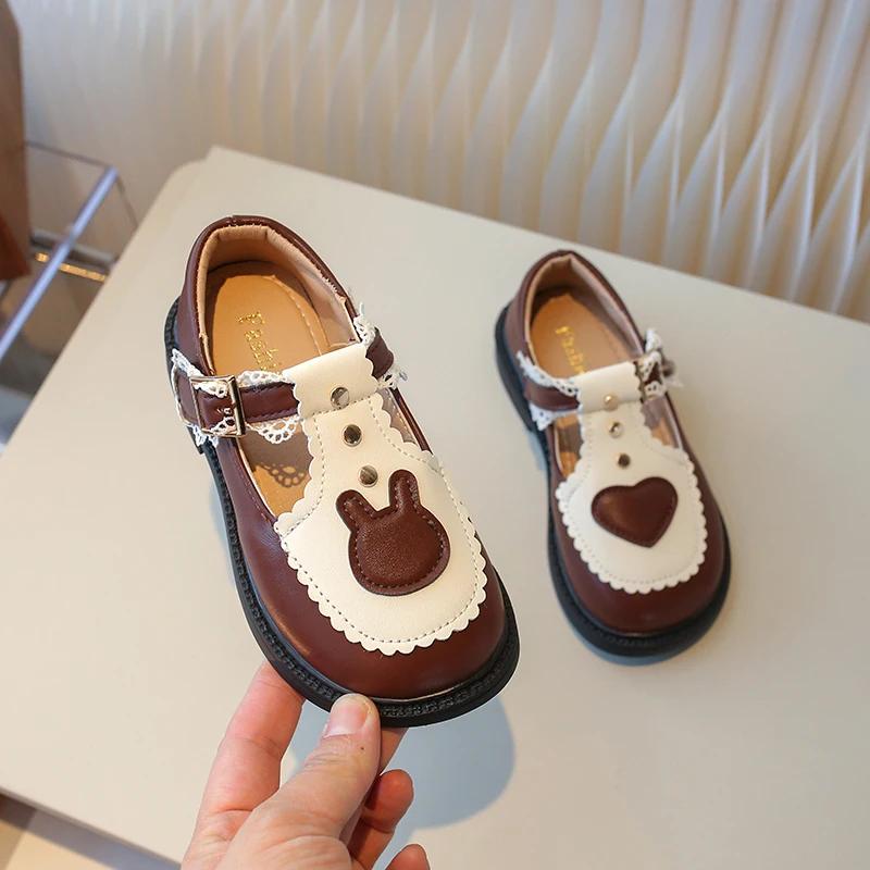 Kinder Lederschuhe für Mädchen T-Riemen Niedlich Mode Prinzessin mit Herz Weiche Süße Kinder Ballerinas für Hochzeitsfeier 2024 Frühling Herbst