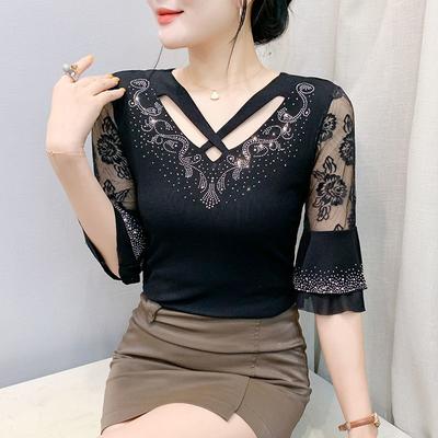 Neues Sommer Sexy V-Ausschnitt Ausgeschnitten Heiße Diamanten Damen T-Shirt Halber Ärmel Mode Tops Klassische Elastizität Mesh Blumen T-Shirts