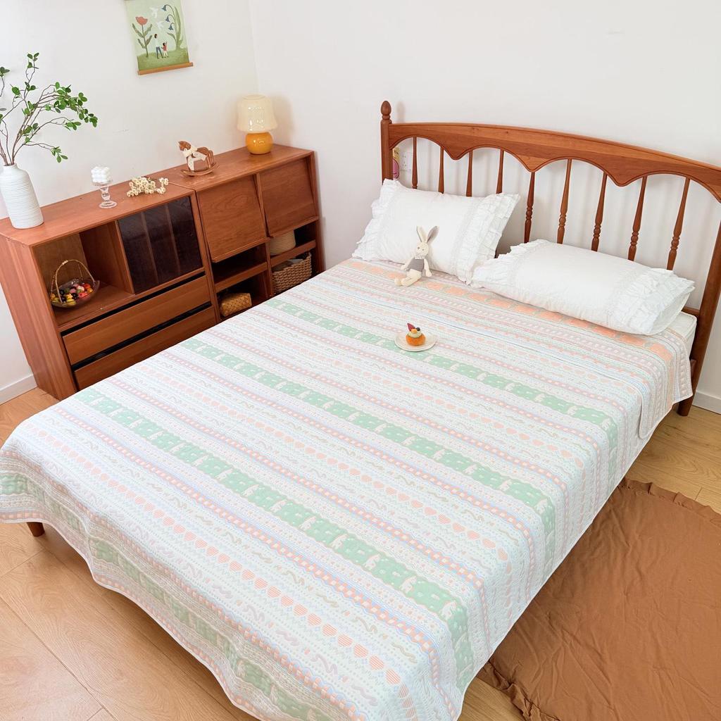 Pure Cotton Six-Layer Gauze Mat: Cool, Soft, and Thick - Perfect for All Seasons, Babies, and Dorm Beds