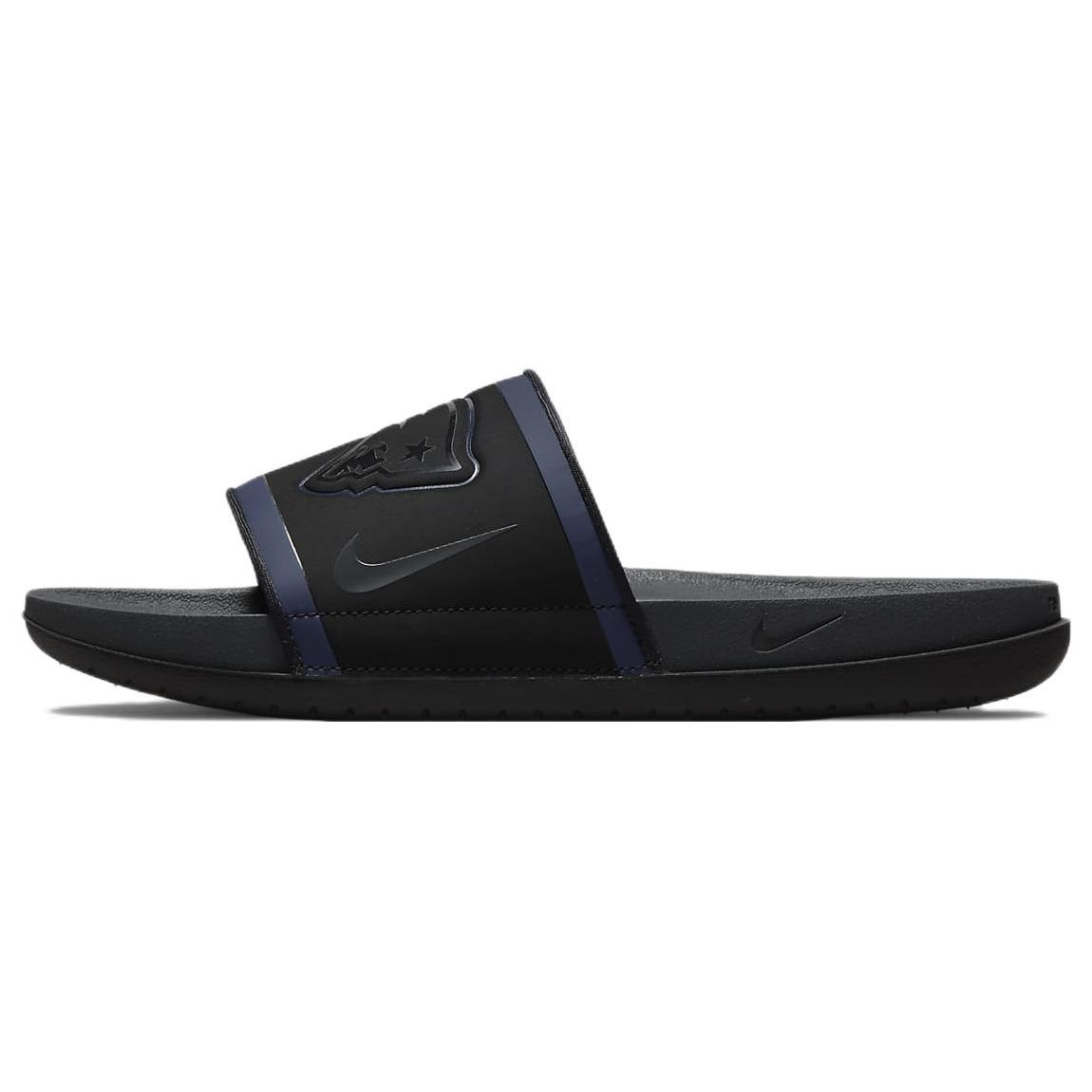 

Nike Мужские кроссовки NFL x Offcourt Slide New England Patriots, черные, университетские, красные, темно-синие, DD0541-001