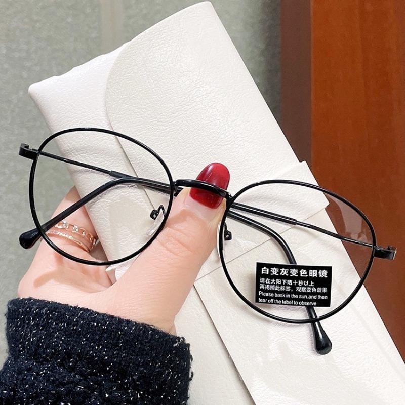 1/2pcs Photochromic Anti Radiation Glasses for Women Man Anti Blue Ray Computer Eyeglasses 2 in 1 UV400 Protection