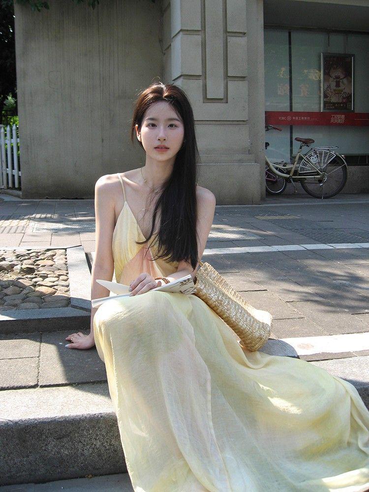 French Fairy Yellow Gradient V-Neck Spaghetti Strap Beach Dress for Women