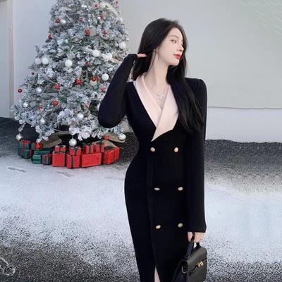 Outono e inverno novo terno de malha de temperamento de alta qualidade, estilo Muse, vestido com fundo preto