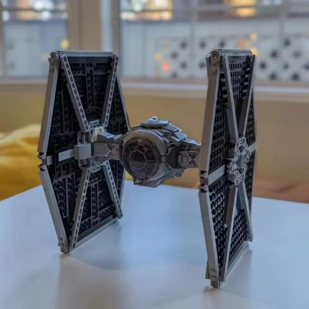 Nuovo modello di caccia spaziale MOC decorazione per la casa blocchi da costruzione regalo per vacanze bambini ragazzo