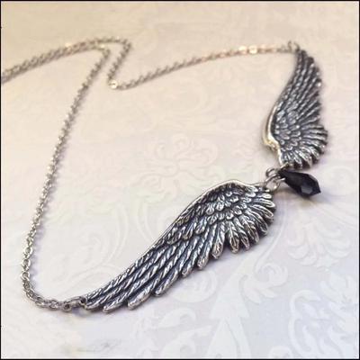 Angel Wings Feather Black Beads Pendant Choker Vintage Necklace Gift for Women Girl Female New Fashion Jewelry