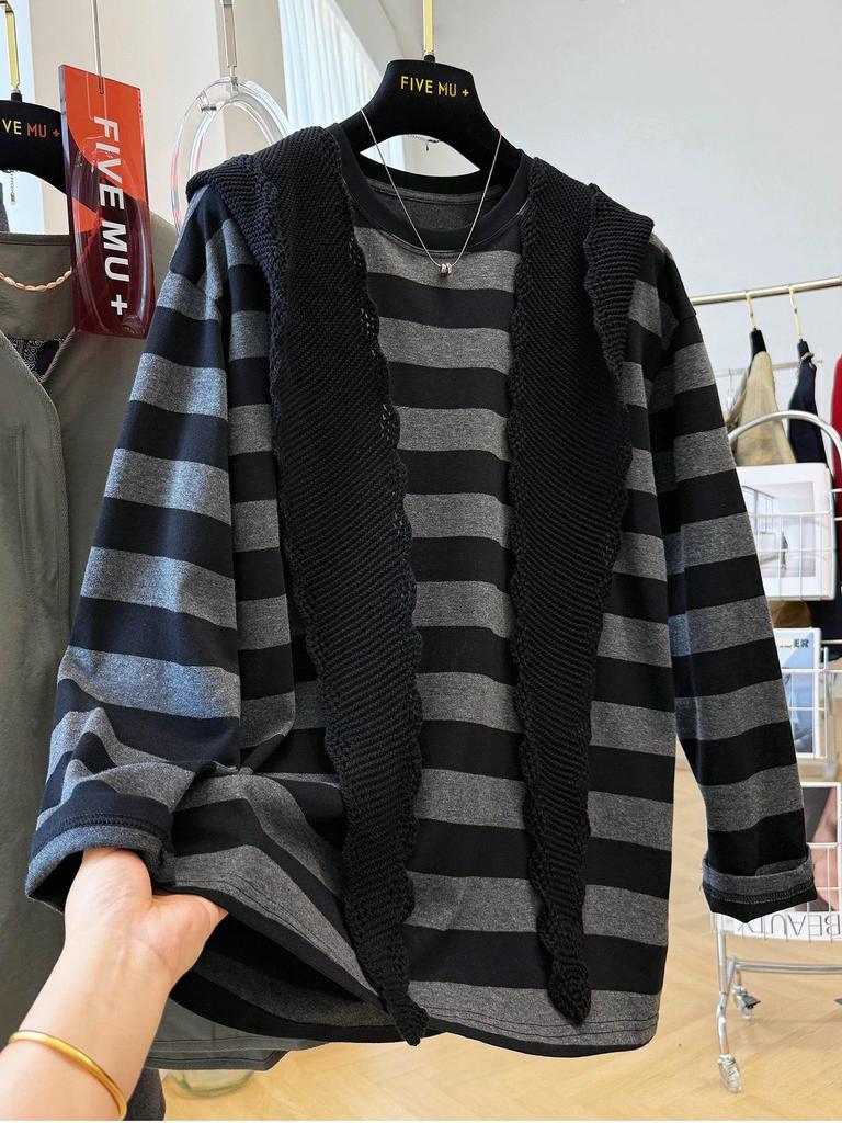 Korean-Style Striped Hooded Shawl T-Shirt: Trendy, Loose-Fit Autumn Top for Women