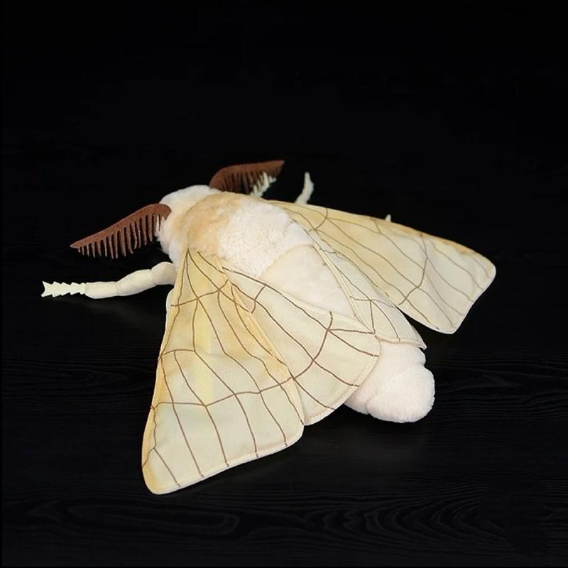 Soft Silkworm Moth Plush Toy Cute Simulated Insect Animal Exquisite Fuzzy Winged Bug Decorative Ornament Kids Gift Home Decor