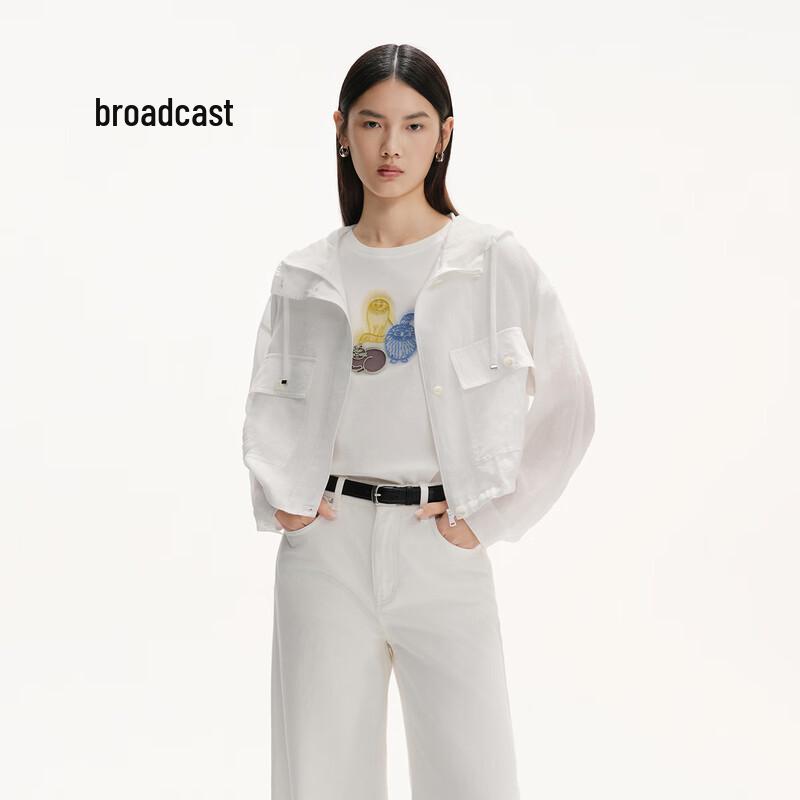 Broadcast Women's Lightweight Sporty Jacket