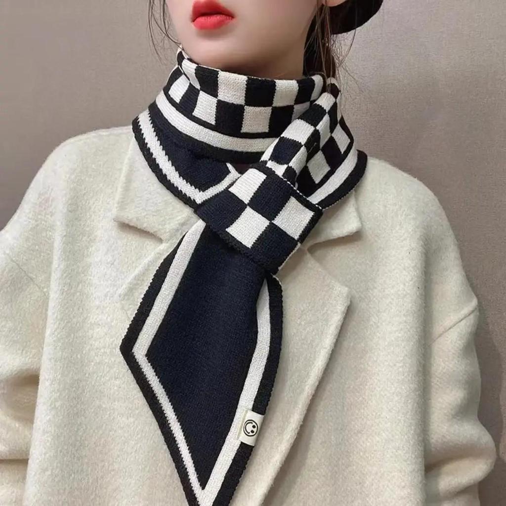 **Introductory Price: Women's Autumn/Winter Knitted Scarf - 2025 Hot Style, Cozy & Neck-Protecting**