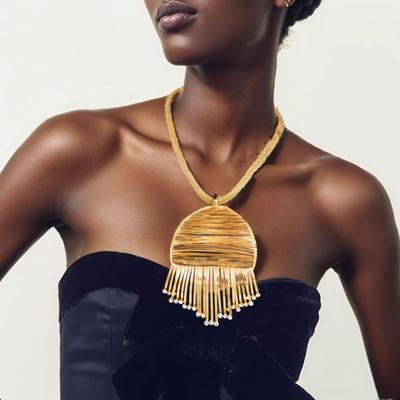 European and American Exaggerated Fringed Diamond Pendant Necklace Banquet Jewelry Bride Necklace Stud Earring Set Necklace