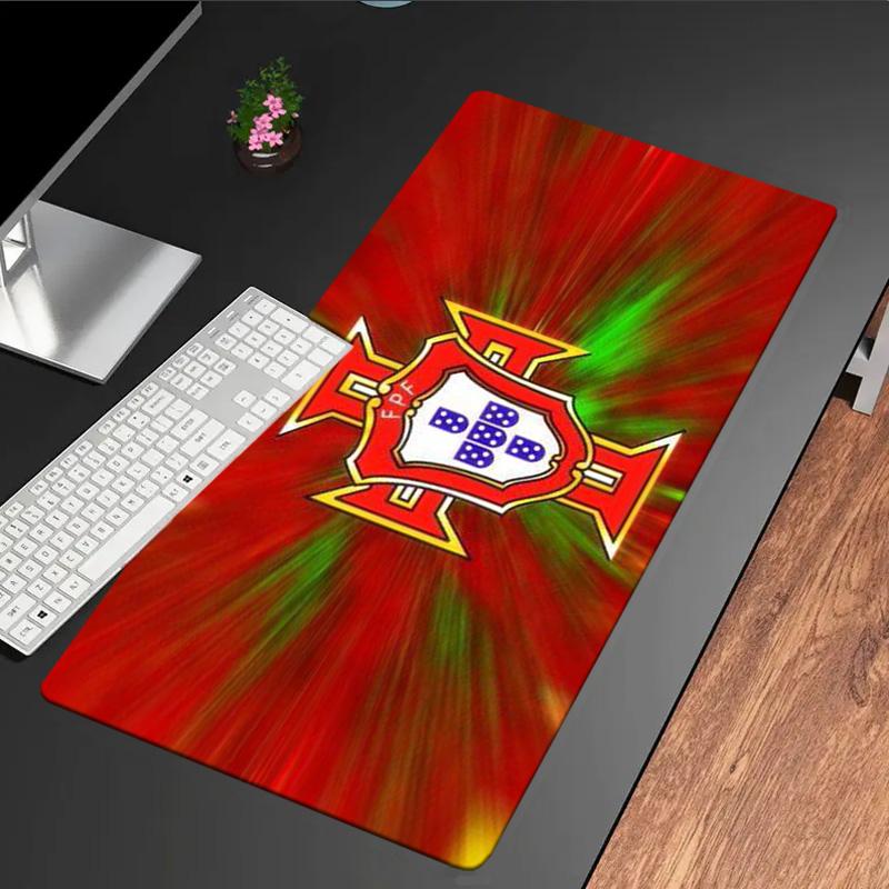 Portugal Football Crest mouse pad, rubber base, esports desk mat, mouse pad for gamers and office use, gaming desk , easy to clean mat