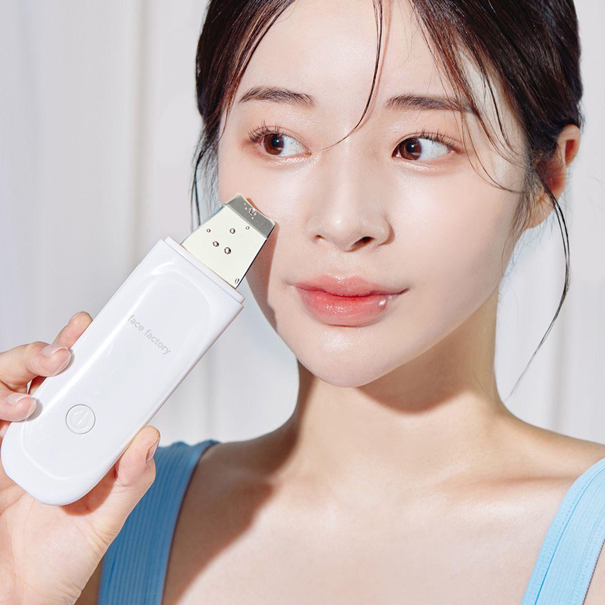 Exfoliating and Sebum Control Aqua Water Zero Peeling Device