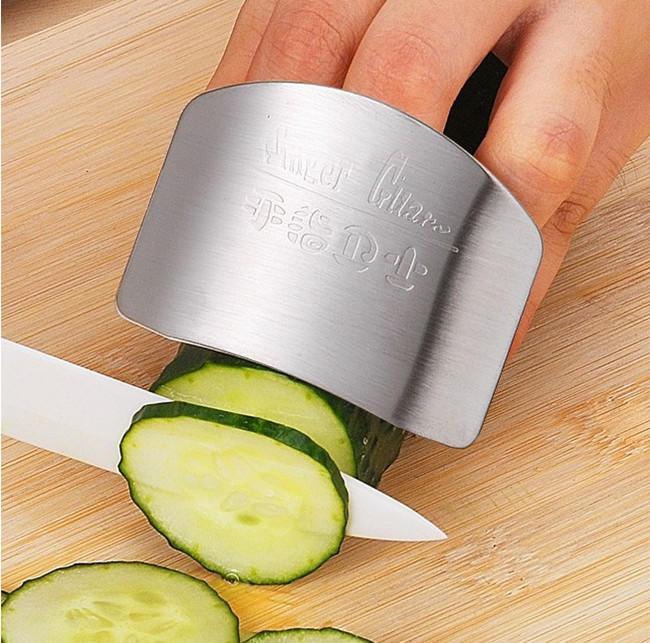 1pc Stainless Steel Finger Protector Kitchen Knife Cutting Cooking Finger Protector Safe Kitchen Durable Chop Shield Cut Gadget