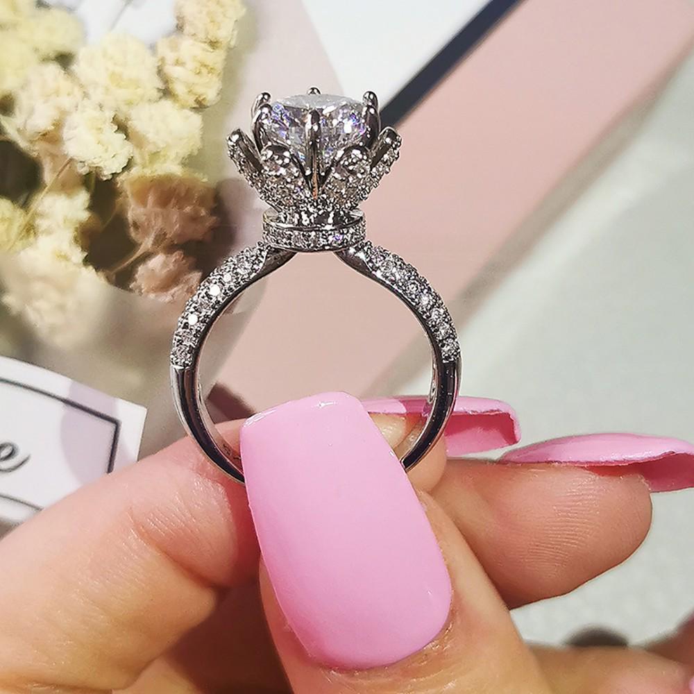 Women's Floral Simulated Diamond Wedding Ring Set with Zirconia