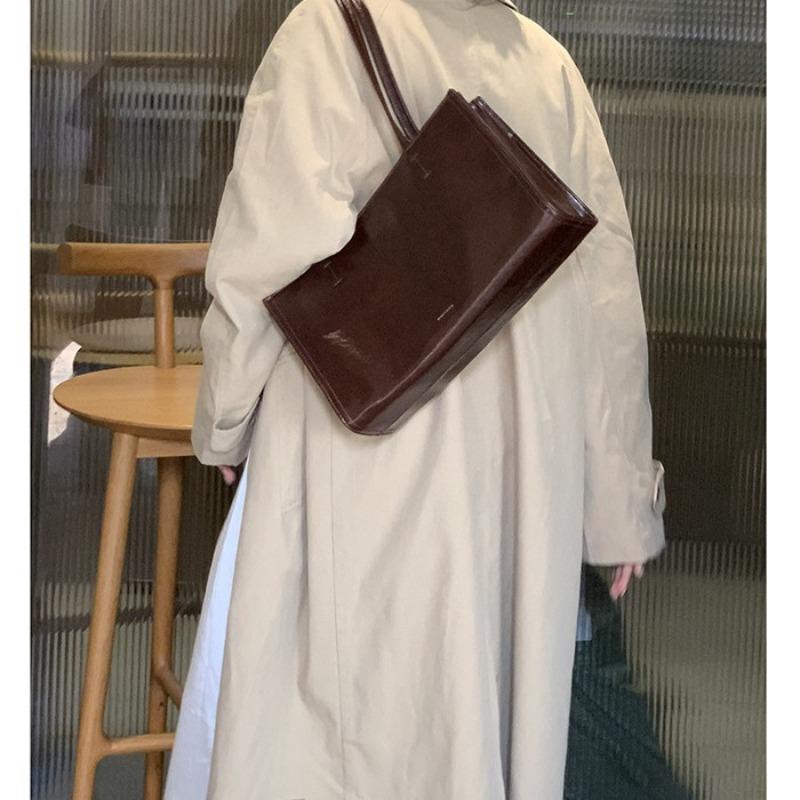 Fashionable Early Autumn Tote Bag Large Size Capacity One-shoulder Tote Bag Casual Women s Bag Commuting Large Bag Latest Design Trend