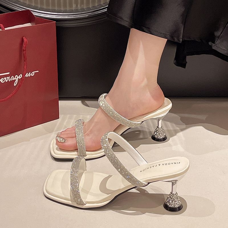 Douyin popular rhinestone high-heeled square head sandals, new open-toed metal thin-heeled one-word sandals in the summer of 2025