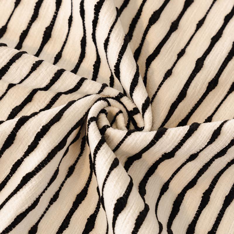 Light Luxury Minimalist Sofa Towel, Suitable for All Seasons, Pet Friendly, Anti Slip and Dustproof, Machine Washable Sofa Cover