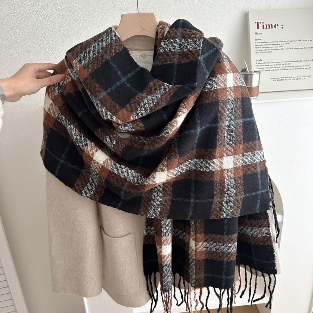 New Winter Retro Plaid Scarf for Girls Versatile Thickened and Warm Long Shawl Dual Purpose Double-sided Couple Scarf