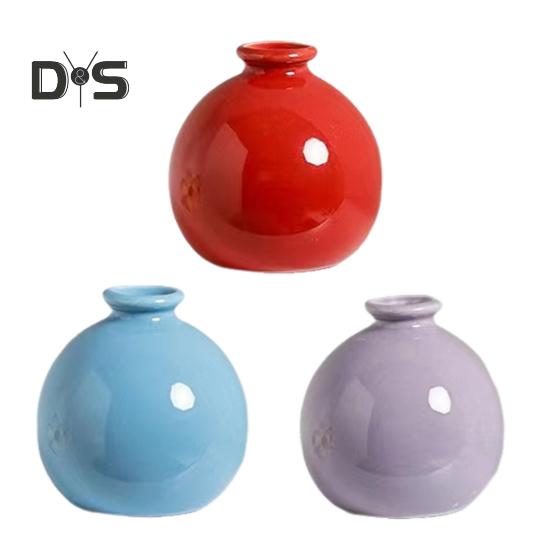 

Мини-керамическая ваза, однотонная глазурованная ваза для цветов, настольный декор, миниатюрная ваза для бутонов для небольших гидропонных растений, цветов, офиса, гостиной, спальни B разноцветный